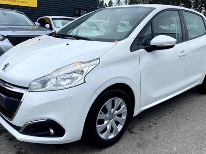 Peugeot 208 - 1.5 BlueHDi 100ch S&amp;S Active - 9 490 €
