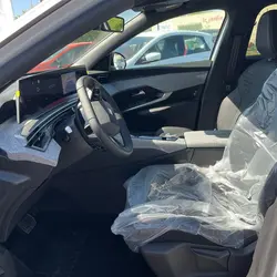 Peugeot 3008 1.2 HYBRID 136CH ALLURE E-DCS6 Le Poir&eacute;-sur-Vie