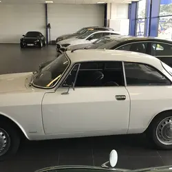 Alfa Romeo Giulia 1600 SPRINT VELOCE Saint-L&eacute;ger-de-Lini&egrave;res