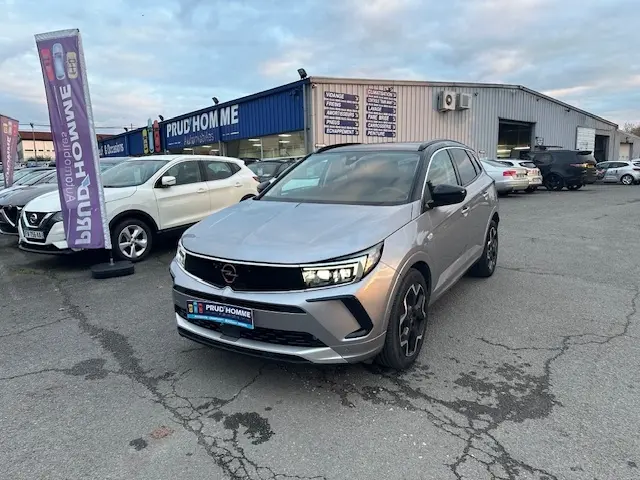 Opel Grandland  - 23 290 €