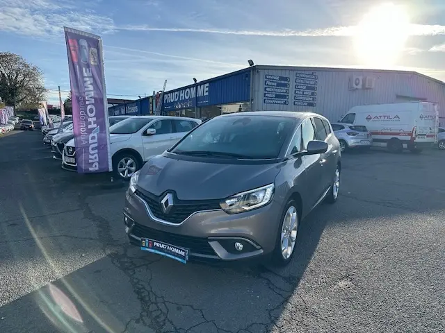 Renault Grand Scenic 4  - Business - 16 990 €