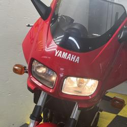 Yamaha FZS  Colombe-l&egrave;s-Vesoul