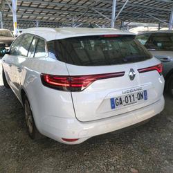 Renault Megane 4 IV (BFB) 1.5 Blue dCi 115ch Business EDC Quimperl&eacute;