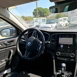 Renault Megane 4 Estate 1.6 E-TECH PLUG-IN 160CH INTENS Qu&eacute;ven