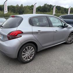 Peugeot 208 1.2 110 ch EAT6  Allure Lanester