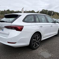 Skoda Octavia IV COMBI 1.4 TSI PHEV IV 204 ch BUSINESS DSG6E occasion - Lanester - photo 2/19