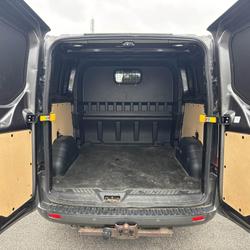 Ford Transit Custom FGN L2H1 CA 2.0 TDCI 170 ch BVA LIMITED 6 PLACES + ATTELAGE occasion - Lanester - photo 3/10