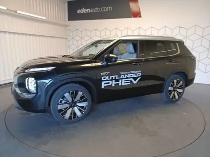 Mitsubishi Outlander - Outlander 2.4 MIVEC PHEV 306 4WD Instyle 5p - 52 990 €