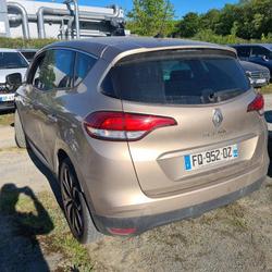 Renault Scenic 4 IV (JFA) 1.7 Blue dCi 120ch Business Quimperl&eacute;