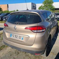 Renault Scenic 4 IV (JFA) 1.7 Blue dCi 120ch Business Quimperl&eacute;