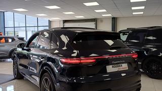 Porsche Cayenne  - photo 3