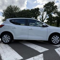 Dacia Sandero 1.0 TCe - 90 - BV CVT  III BERLINE Expression PHASE 2 Landerneau