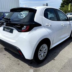Toyota Yaris IV 116h Dynamic 5p MY21 Quimperl&eacute;