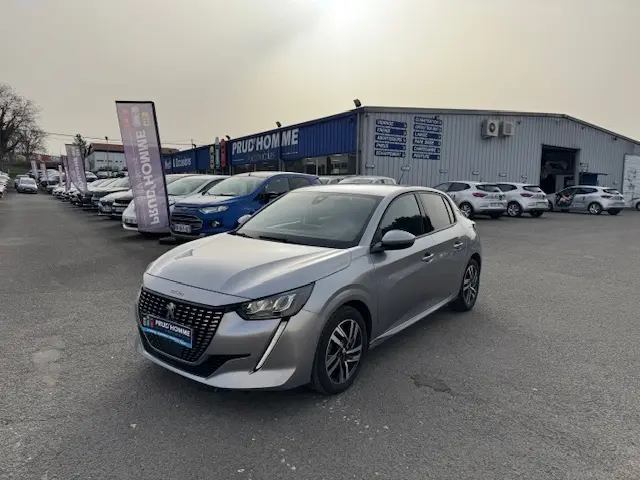 Peugeot 208  - Puretech - 11 990 €