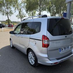 Ford Tourneo Courier 1.0E 100ch Titanium La Fl&egrave;che