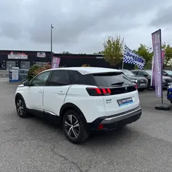 Peugeot 3008 1.5 BLUEHDI 130CH E6.C ALLURE S&S occasion - Puymoyen - photo 2/22