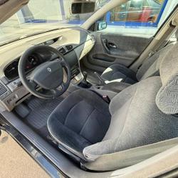 Renault Laguna 2 1.6 16v 110ch Expression Cesson-S&eacute;vign&eacute;