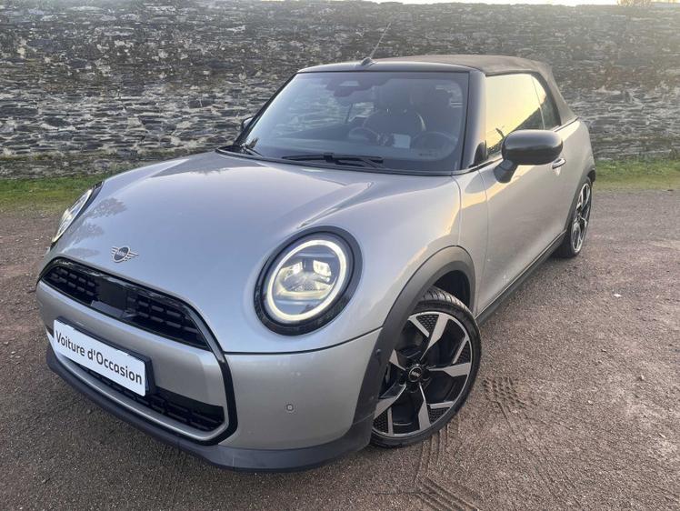 Mini Cooper Cabrio  - 30 895 €