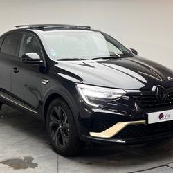 Renault Arkana E-Tech hybride 145 - 22 Engineered - 1er main - toit ouvrant - si&egrave;ges chauffants F&eacute;rin