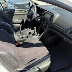 Renault Megane 4 1.5 Blue dCi 95 Zen *5places* Saint-Herblain