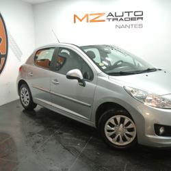 Peugeot 207 1.4 HDi 70ch - 5P / Garantie 12 Mois / Distri OK occasion - La Haie-Fouassi&egrave;re - photo 2/29