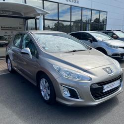 Peugeot 308 Phase 2 1.6 HDi 92ch FAP Style Sainte-Luce-sur-Loire