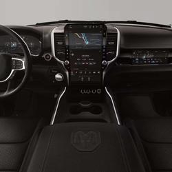 Dodge Ram 1500 CREW CAB 5.7 HEMI V8 eTorque LARAMIE PACK NIGHT Saint-Quentin