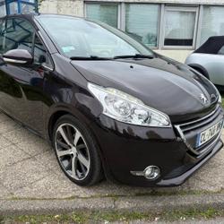 Peugeot 208 1.6 e-HDi 92ch FAP BVM5 Feline Saint-Herblain