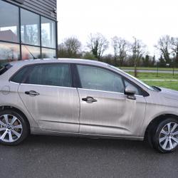 Citroen C4 PURETECH 110CH SHINE Domalain