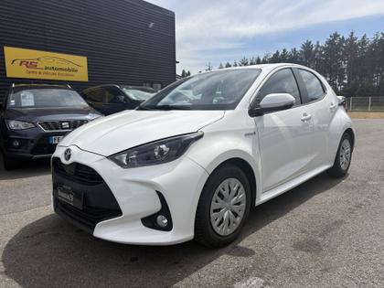 Toyota Yaris - IV 116h France Business 5p + Stage Hybrid Academy - 13 990 €