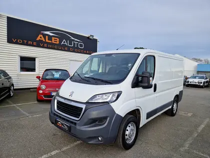 Peugeot Boxer - 330 L1H1 2.0 BLUEHDI 110 PREMIUM PACK - 16 990 €