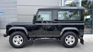 Land Rover Defender  - photo 1