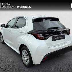 Toyota Yaris 116h Dynamic Business 5p + Programme Beyond Zero Academy MY22 Noyal-Pontivy