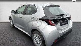 Toyota Yaris  - Business - photo 1