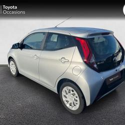 Toyota Aygo 1.0 VVT-i 72ch x-play x-app 5p MC18 Pluneret