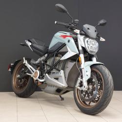 Zero SR  Rez&eacute;