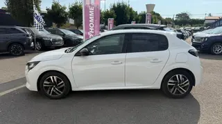 Peugeot 208  - Puretech - photo 1