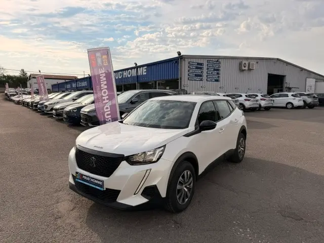 Peugeot 2008  - Puretech - 12 990 €