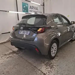 Toyota Yaris IV 116h Dynamic Business 5p + Programme Beyond Zero Academy MY21 Quimperl&eacute;