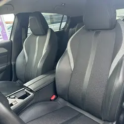 Peugeot 308 III Phase 1 1.2 PURETECH 130CH S&S ALLURE PACK occasion - Puymoyen - photo 2/20
