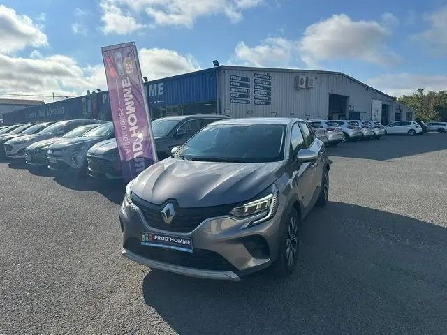 Renault Captur  - 16 590 €