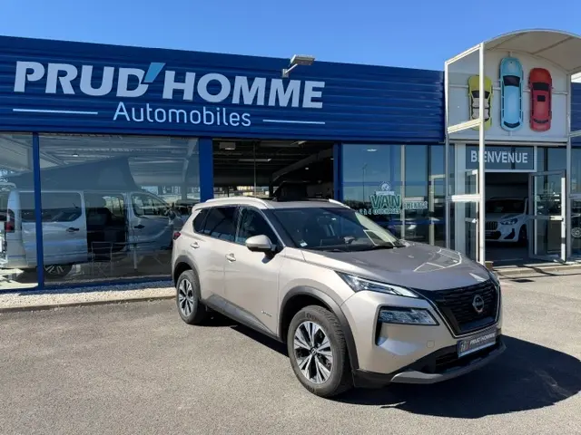 Nissan XTrail  - 24 990 €