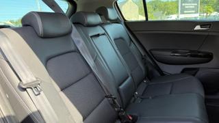 Kia Sportage  - photo 4