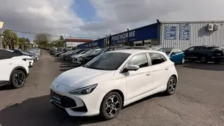 MG MG3  - photo 0