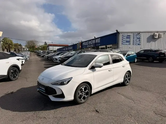 MG MG3  - 17 490 €