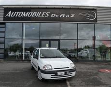 Renault Clio 2 Domalain