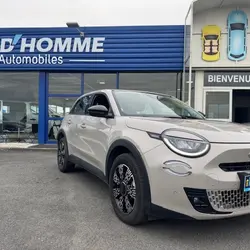 Fiat 600 1.2 HYBRID TURBO 145CH POP occasion - Champniers - photo 2/25