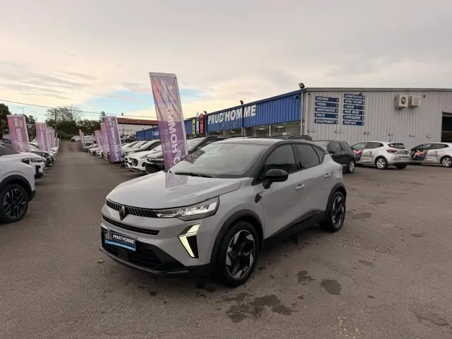 Renault Captur  - 28 290 €