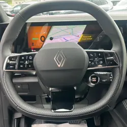 Renault Austral 1.2 E-TECH FULL HYBRID 200CH TECHNO - 25 occasion - Puymoyen - photo 2/4