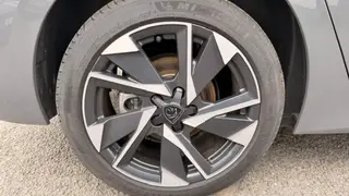 Peugeot 308 III Phase 1  - Allure - photo 2